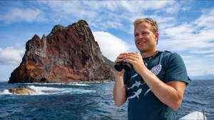 Bertie Gregory on board the boat the... [Photo of the day - 28 SEPTEMBER 2025]