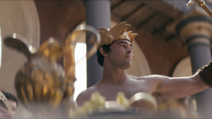 Recreation: Commodus is dressed as a... [Photo of the day - 13 NOVEMBER 2025]