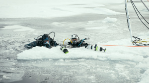 Will Smith, left, and Polar... [Photo of the day - 16 JANUARY 2026]