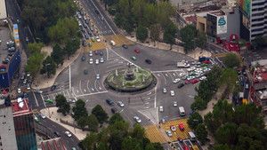مدن عملاقة صورة