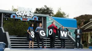 Team Woo Woo vs Brainy Bunch photo