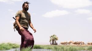 "الناجي البدائي: رحلات السفاري الأفريقية القصوى" صورة